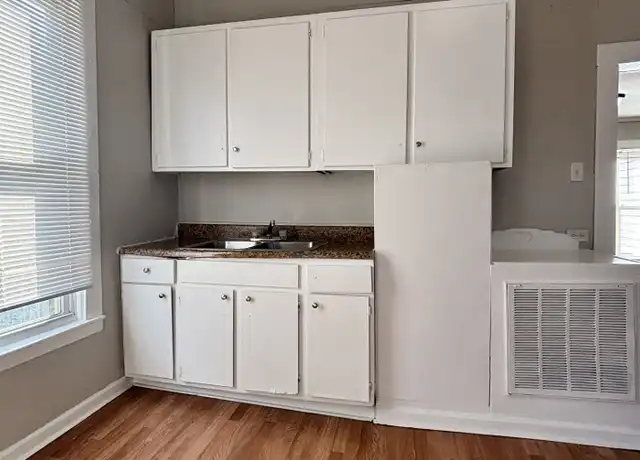 Property at 402 N Poplar St, Gastonia, NC, 28054, 2 beds, 2 baths, [object Object]