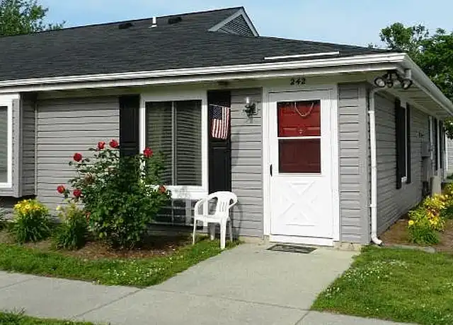 Property at Prince Frederick Senior Apartments - 342 Fairground Rd, Prince Frederick, MD, 20678, 1 bed, 1 bath, [object Object]