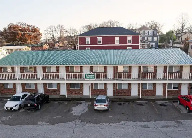 Property at 418 E 17th St, Bloomington, IN, 47408, 1 bed, 1 bath, [object Object]