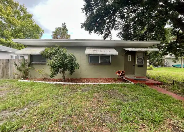 Property at 860 44th Ave N, Saint Petersburg, FL, 33703, 2 beds, 2 baths, [object Object]