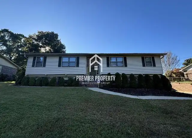 Property at 811 Woodridge Rd, Bessemer, AL, 35022, 4 beds, 3 baths, [object Object]