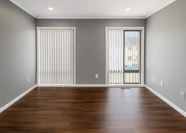 Property at 9926 Ridgeline Dr, Montgomery Village, MD, 20886, 2 beds, 1.5 baths, [object Object]