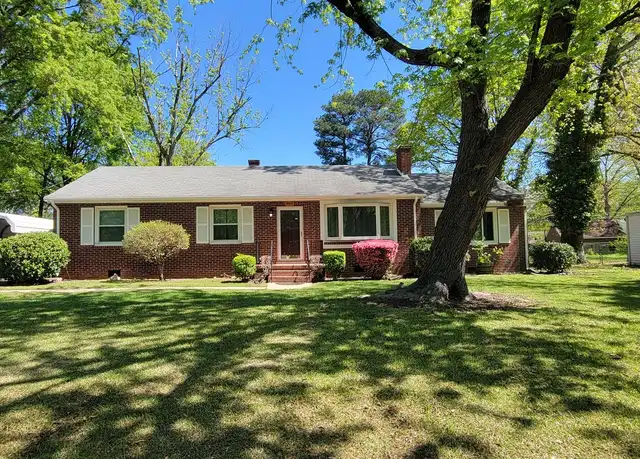 Property at 907 Ridgecliff Dr, Richmond, VA, 23224, 3 beds, 1 bath, [object Object]