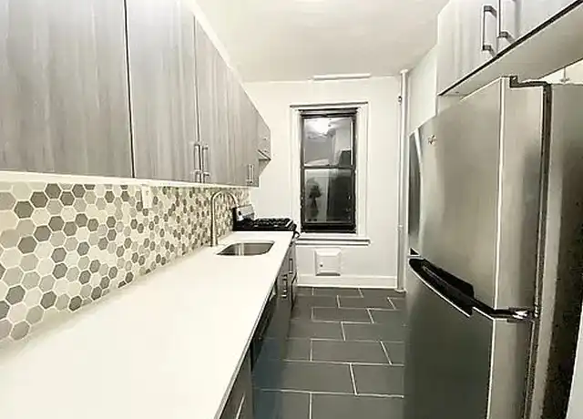 Property at 24 Arden St Unit 5F, New York, NY, 10040, 1 bed, 1 bath, [object Object]