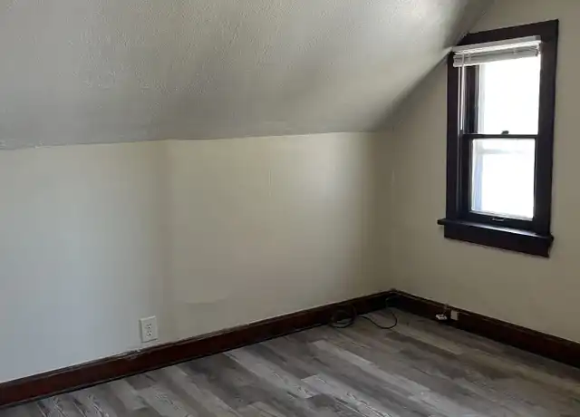 Property at 2817 5th St, Muskegon, MI, 49444, 1 bed, 1 bath, [object Object]