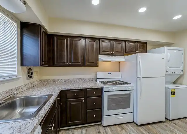 Property at Pickwick Apartments - 6660 Sanzo Rd, Baltimore, MD, 21209, 2 beds, 2 baths, [object Object]