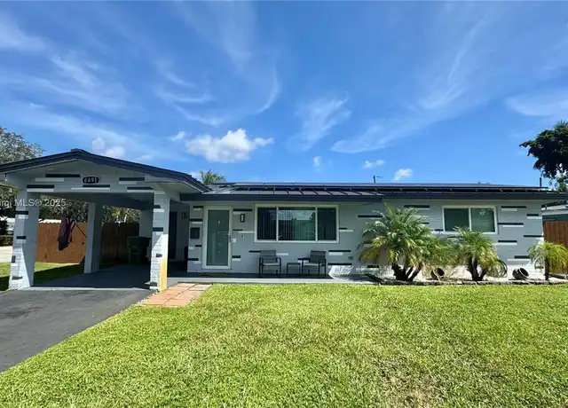 Property at 8891 NW 11th St, Pembroke Pines, FL, 33024, 2 beds, 1 bath, [object Object]