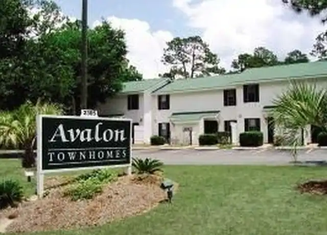 Property at 2305 Bemiss Rd, Valdosta, GA, 31602, 2 beds, 1.5 baths, [object Object]