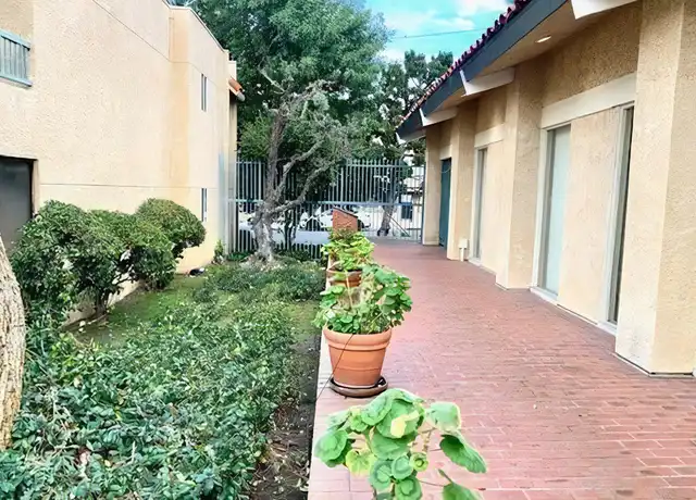 Property at 18307 Burbank Blvd, Tarzana, CA, 91356, 2 beds, 2 baths, [object Object]