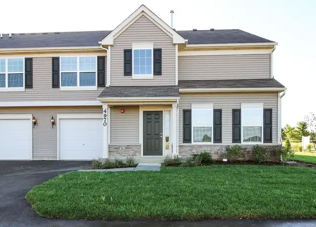 Photo of 4962 Bennett St, Matteson, IL 60443