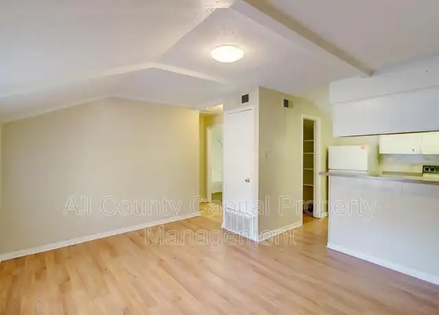 Property at 3800 Allegro Lugar St Unit 4, Austin, TX, 78749, 1 bed, 1 bath, [object Object]