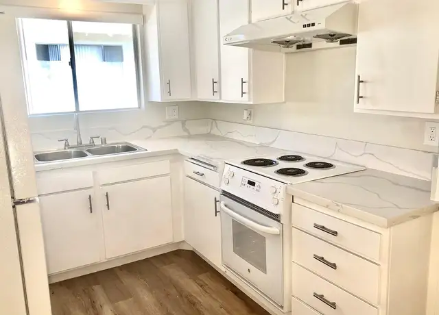 Photo of 320 N Monterey St, Alhambra, CA 91801