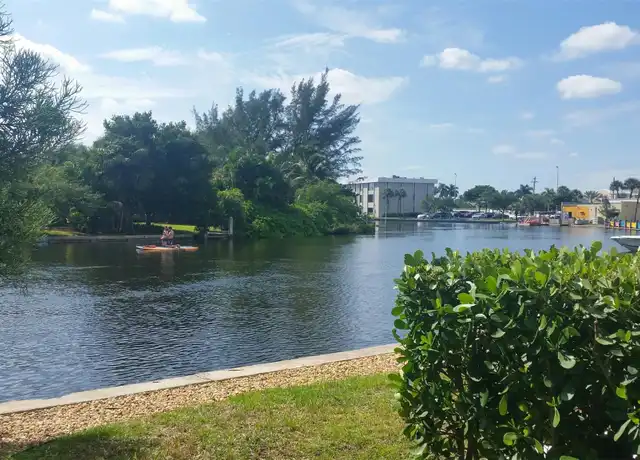 Property at 2414 NE 25th Pl Unit 4, Fort Lauderdale, FL, 33305, 2 beds, 1 bath, [object Object]