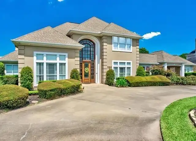 Property at 780 Baker Ave, Port Neches, TX, 77651, 3 beds, 3 baths, [object Object]