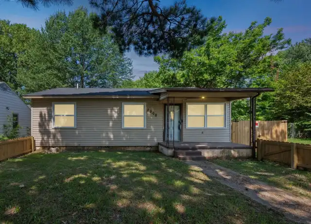 Property at 1300 Adams St, Little Rock, AR, 72204, 3 beds, 2 baths, [object Object]