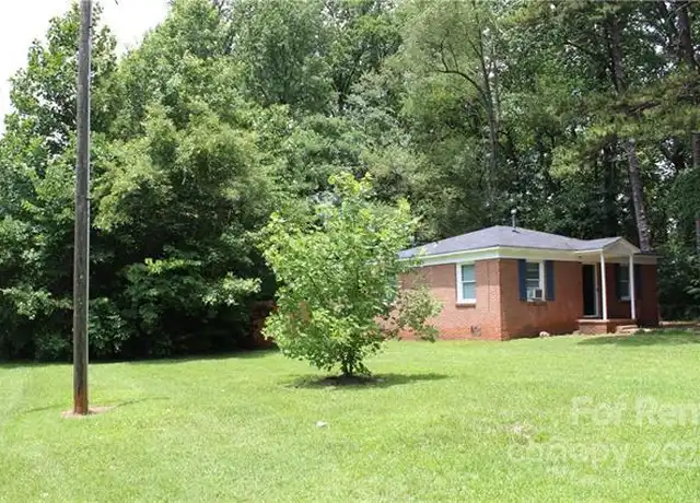 Property at 1629 McDonald St, Charlotte, NC, 28216, 3 beds, 1 bath, [object Object]