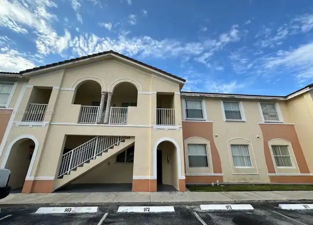Property at 1661 SE 29th Ct #201, Homestead, FL, 33035, 3 beds, 2 baths, [object Object]