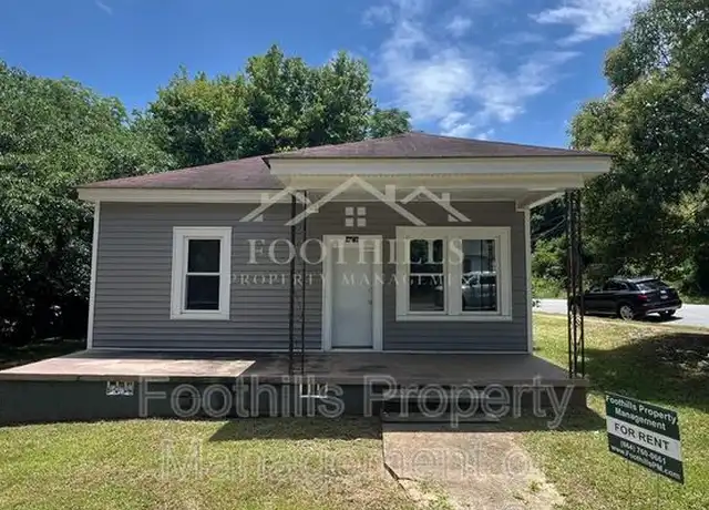 Property at 302 Dickens Ave, Anderson, SC, 29621, 3 beds, 1 bath, [object Object]