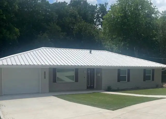 Property at 1409 N Blair St, Belton, TX, 76513, 3 beds, 2 baths, [object Object]