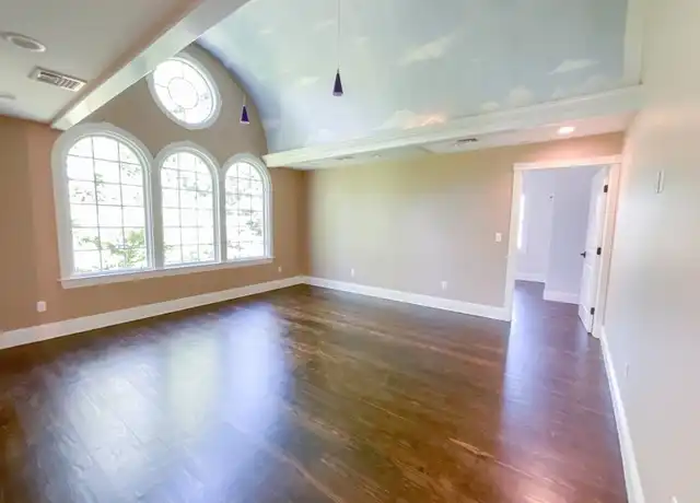 Property at 15 Church St Unit 5, Vernon Township, NJ, 07462, 1 bed, 1 bath, [object Object]