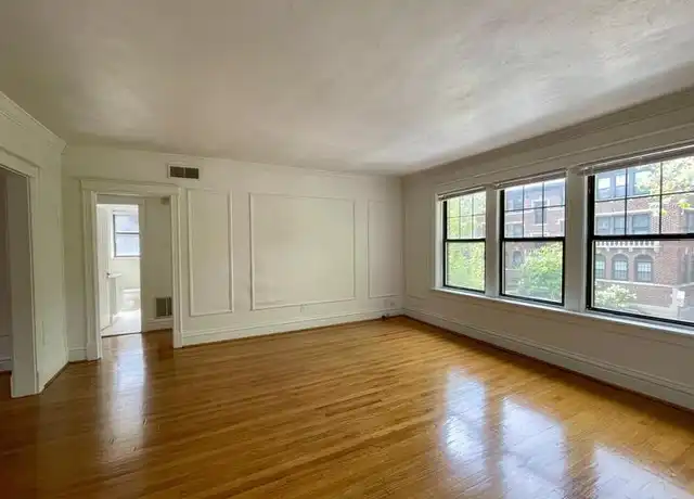Property at 6333 S Rosebury Ave Unit 2W, Clayton, MO, 63105, 2 beds, 2 baths, [object Object]