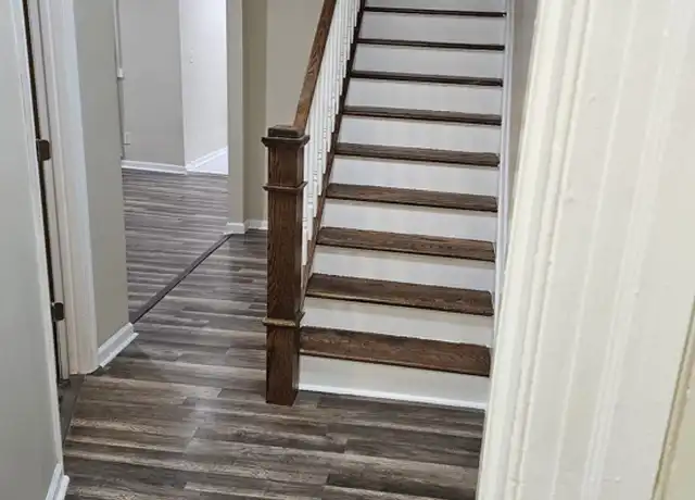 Property at 35 Sunset Ave, Newark, NJ, 07106, 4 beds, 2.5 baths, [object Object]