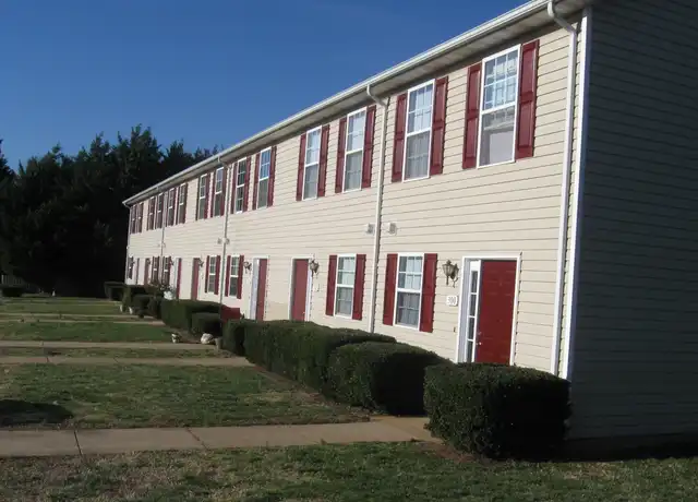 Property at 328 Dennison Ct, Culpeper, VA, 22701, 2 beds, 1.5 baths, [object Object]