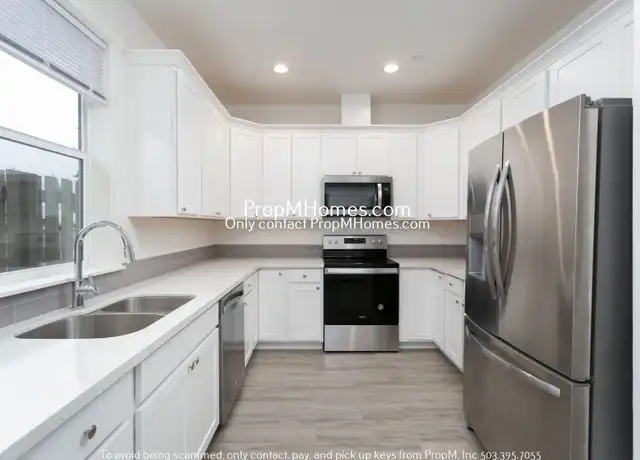 Property at 66 SE 139th Ave, Portland, OR, 97233, 4 beds, 2.5 baths, [object Object]