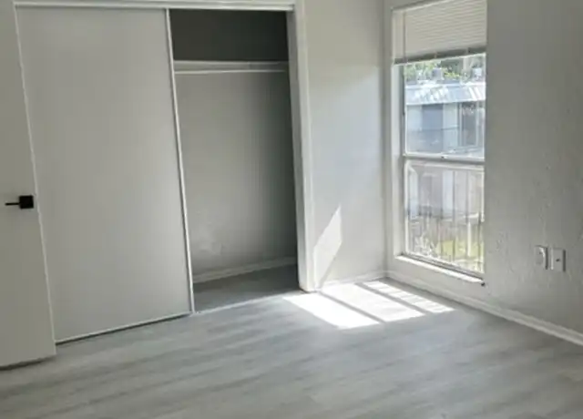 Property at 2001 SW 16th St Unit B28, Gainesville, FL, 32608, 2 beds, 2 baths, [object Object]