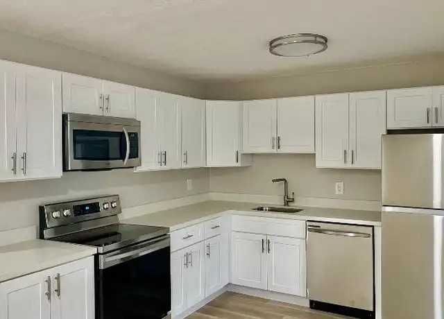 Property at 1122 NE 16th Pl, Fort Lauderdale, FL, 33305, 2 beds, 1 bath, [object Object]
