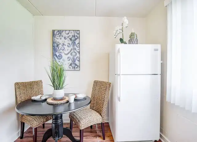 Property at Sedgefield Apartments - 5941 Willard Dr, Hanahan, SC, 29410, 2 beds, 1 bath, [object Object]
