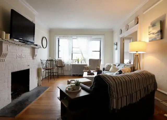 Property at 34 Park St Unit 3, Brookline, MA, 02446, 3 beds, 2 baths, [object Object]