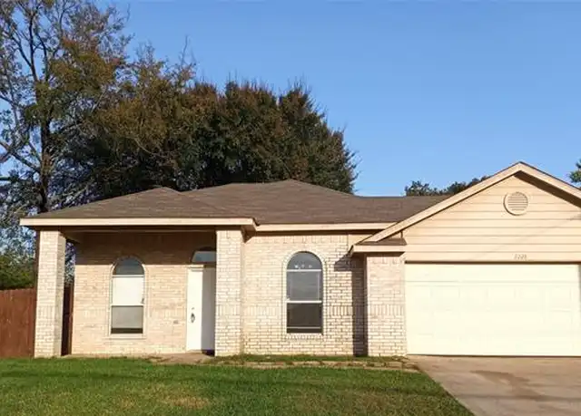 Property at 2228 Vine Ln, Dallas, TX, 75217, 3 beds, 2 baths, [object Object]
