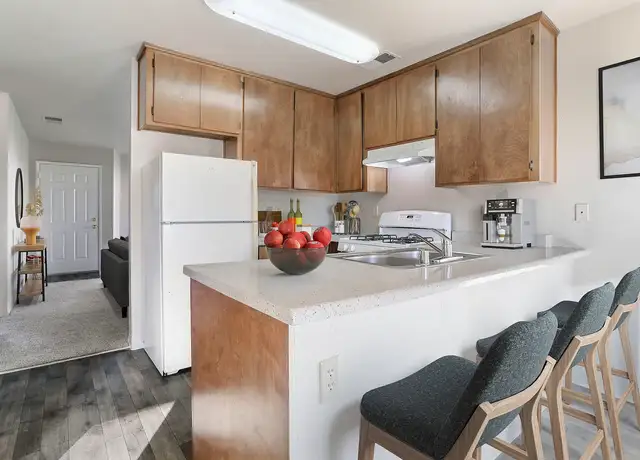 Photo of 198 Northgate Dr, Manteca, CA 95336