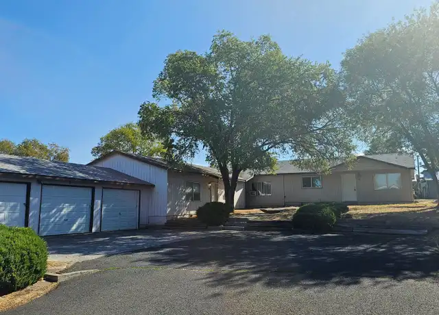 Property at 577 SW 3rd St Unit C, Madras, OR, 97741, 2 beds, 1 bath, [object Object]