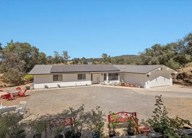 Property at 44459 Lookout Ct, Coarsegold, CA, 93614, 3 beds, 2 baths, [object Object]