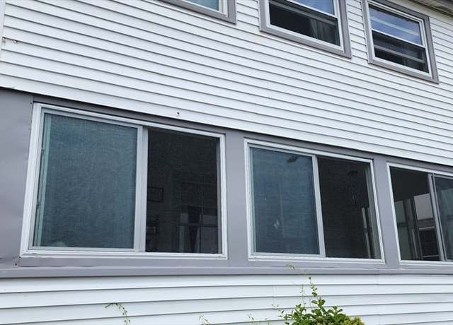Photo of 40 Rockport Rd, Gloucester, MA 01930