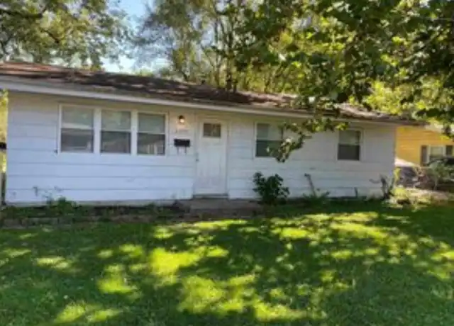 Property at 2270 E Laurel St, Springfield, IL, 62703, 3 beds, 1 bath, [object Object]