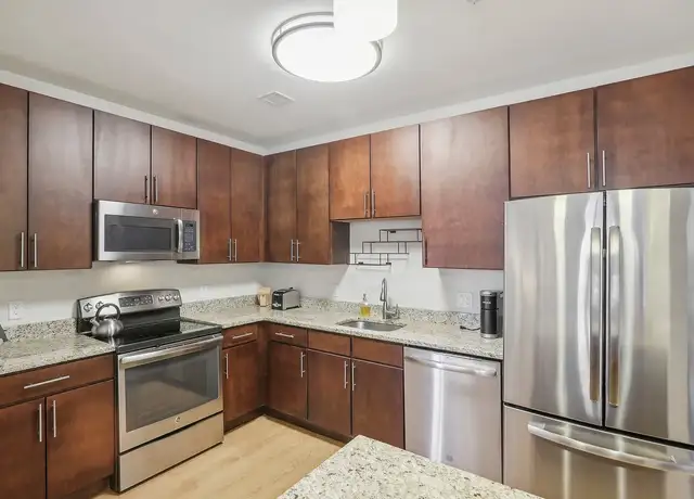 Photo of 7 Portwalk Pl, Portsmouth, NH 03801