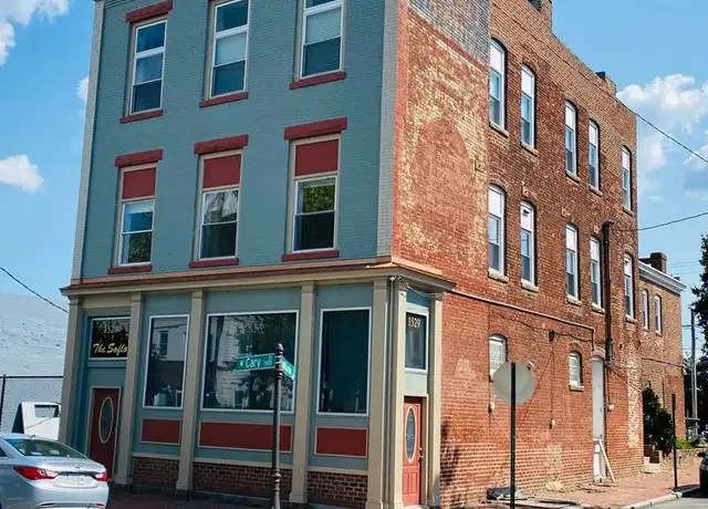 Property at 1529 W Cary St Apt 11, Richmond, VA, 23220, 3 beds, 1 bath, [object Object]