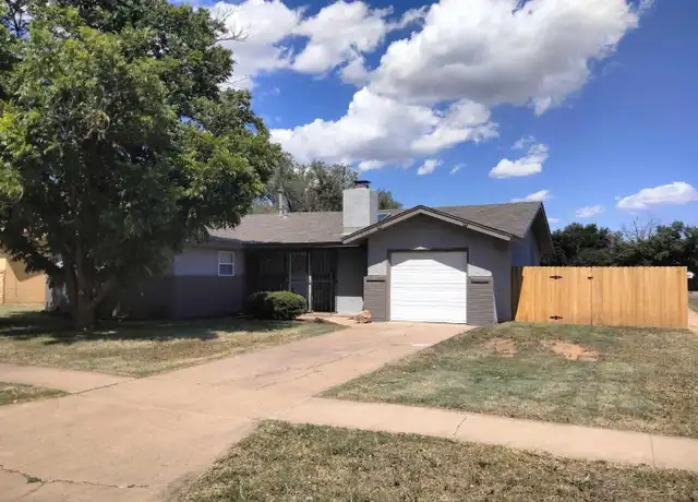 Property at 2001 Cameo St, Clovis, NM, 88101, 4 beds, 2 baths, [object Object]