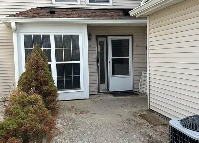 Property at 15 Olde Wagon Rd, Warwick, NY, 10990, 2 beds, 1.5 baths, [object Object]