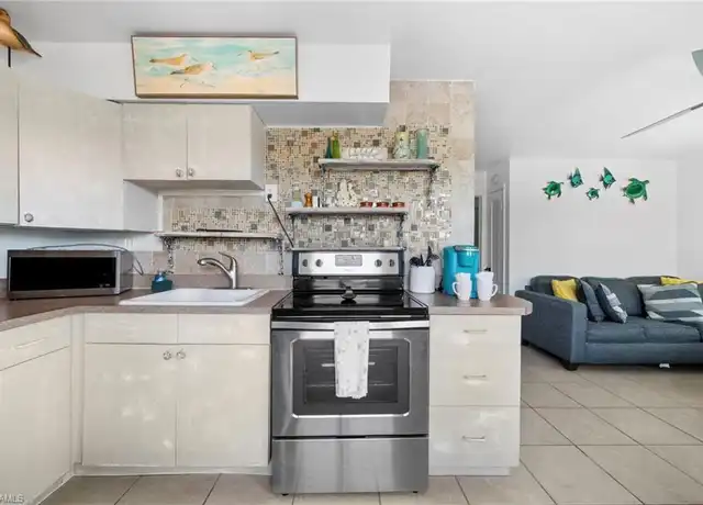 Property at 83 7th St, Bonita Springs, FL, 34134, 1 bed, 1 bath, [object Object]
