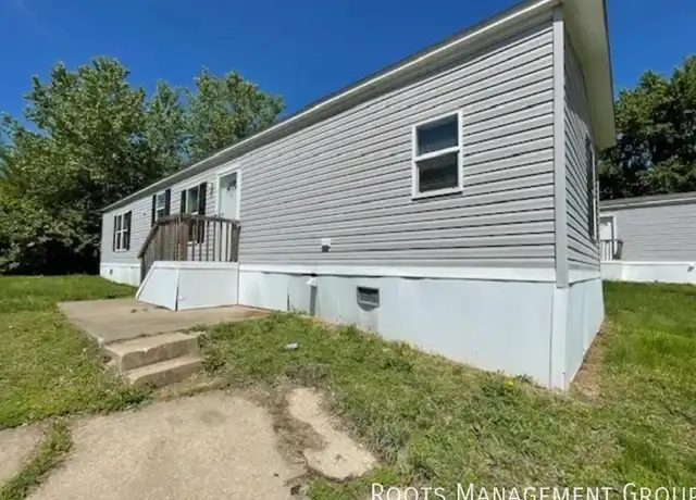 Property at 3831 SW South Park Ave Unit F5CS, Topeka, KS, 66609, 3 beds, 2 baths, [object Object]