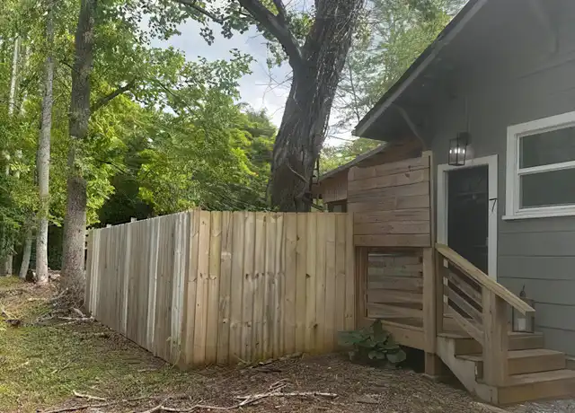 Property at 1418 Greenville Hwy, Hendersonville, NC, 28792, 1 bed, 1 bath, [object Object]