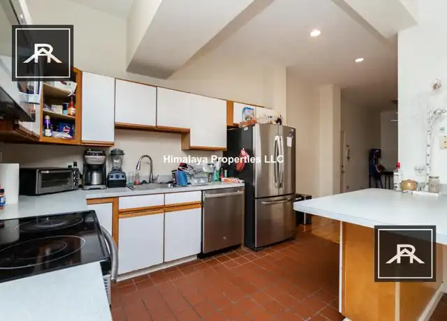 Property at 446 Park Dr, Boston, MA, 02215, 5 beds, 2 baths, [object Object]