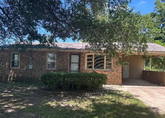 Property at 521 N Henry St, Lindale, TX, 75771, 2 beds, 1 bath, [object Object]