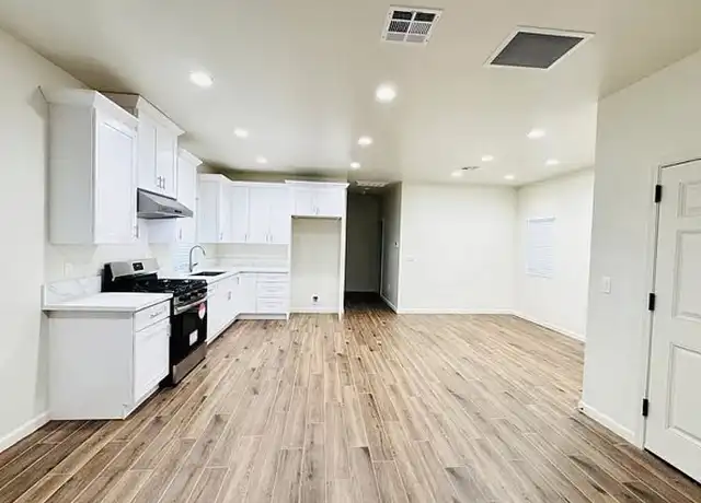 Property at 428 S Benwood Dr, Anaheim, CA, 92804, 3 beds, 3 baths, [object Object]