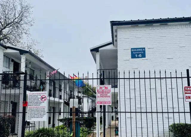 Property at 303 E 9th St #25, Houston, TX, 77007, 1 bed, 1 bath, [object Object]