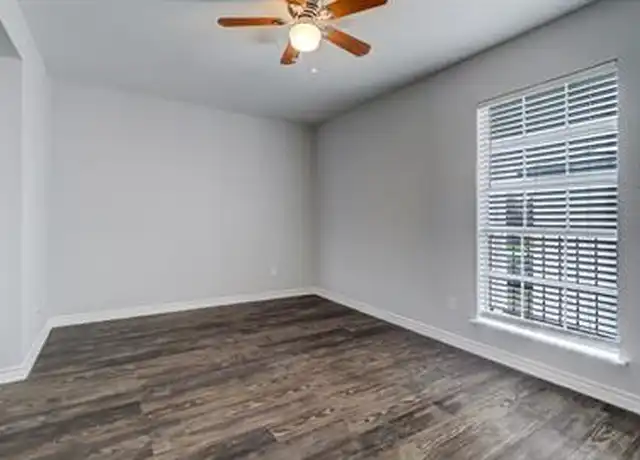 Property at 303 E 9th St #25, Houston, TX, 77007, 1 bed, 1 bath, [object Object]
